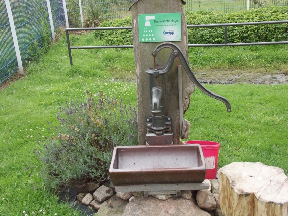 Wasserpumpe Kneipp-Verein Bocholt Holzbau